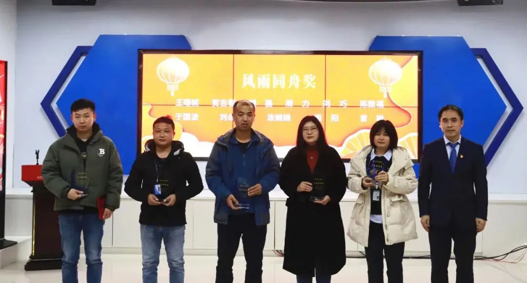251140366.jpg 251140366.jpg
